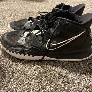 Good condition- kyrie 7- size 13 *use own soles*